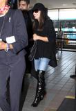 th_64746_celebrity_paradise.com_TheElder_LeaMichele2011_09_29_AtLAXAirport5_122_343lo.jpg
