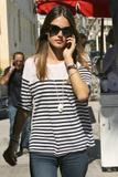 th_62397_celebrity_paradise.com_TheElder_AlessandraAmbrosio2011_04_01_outandaboutinLosAngeles16_122_459lo.jpg