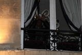 th_55292_celebrity-paradise.com-The_Elder-BEYONCE_2010-01-21_-_lunch_at_the_restaurant_L8_AVENUE_in_Paris_786_122_592lo.jpg