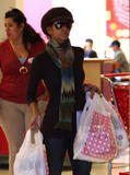 th_22293_Halle_Berry_does_a_little_shopping_at_Target_09_122_939lo.jpg