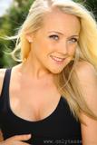 Lucy Anne t5tfvaknyx